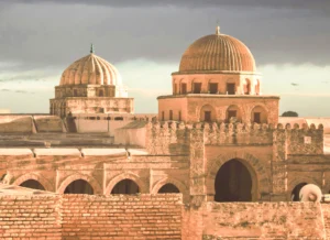 Descubre Túnez: Oasis de Cultura, Historia y Paisajes Infinitos