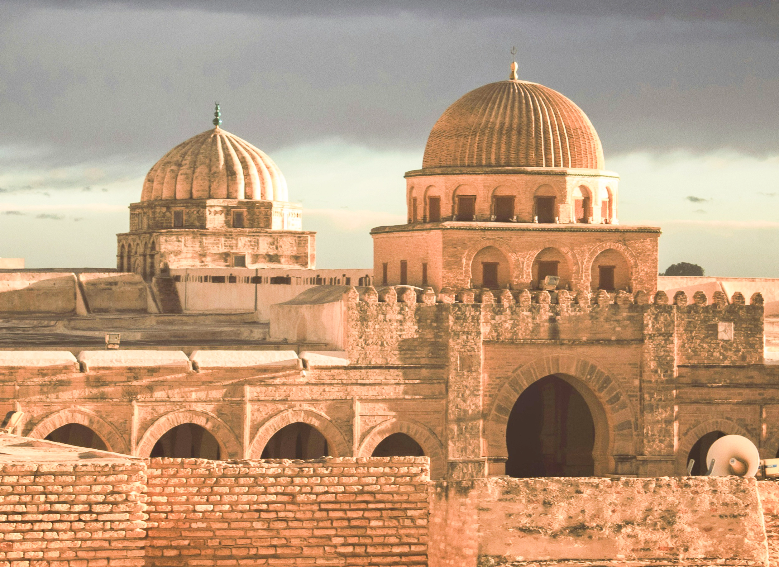 Descubre Túnez: Oasis de Cultura, Historia y Paisajes Infinitos
